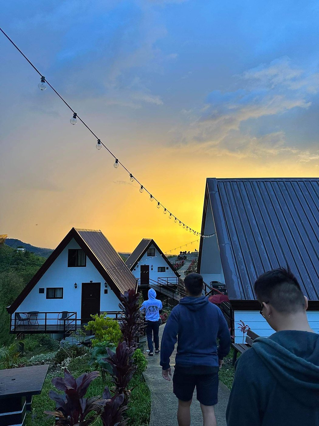 BUA Hillside Cabin